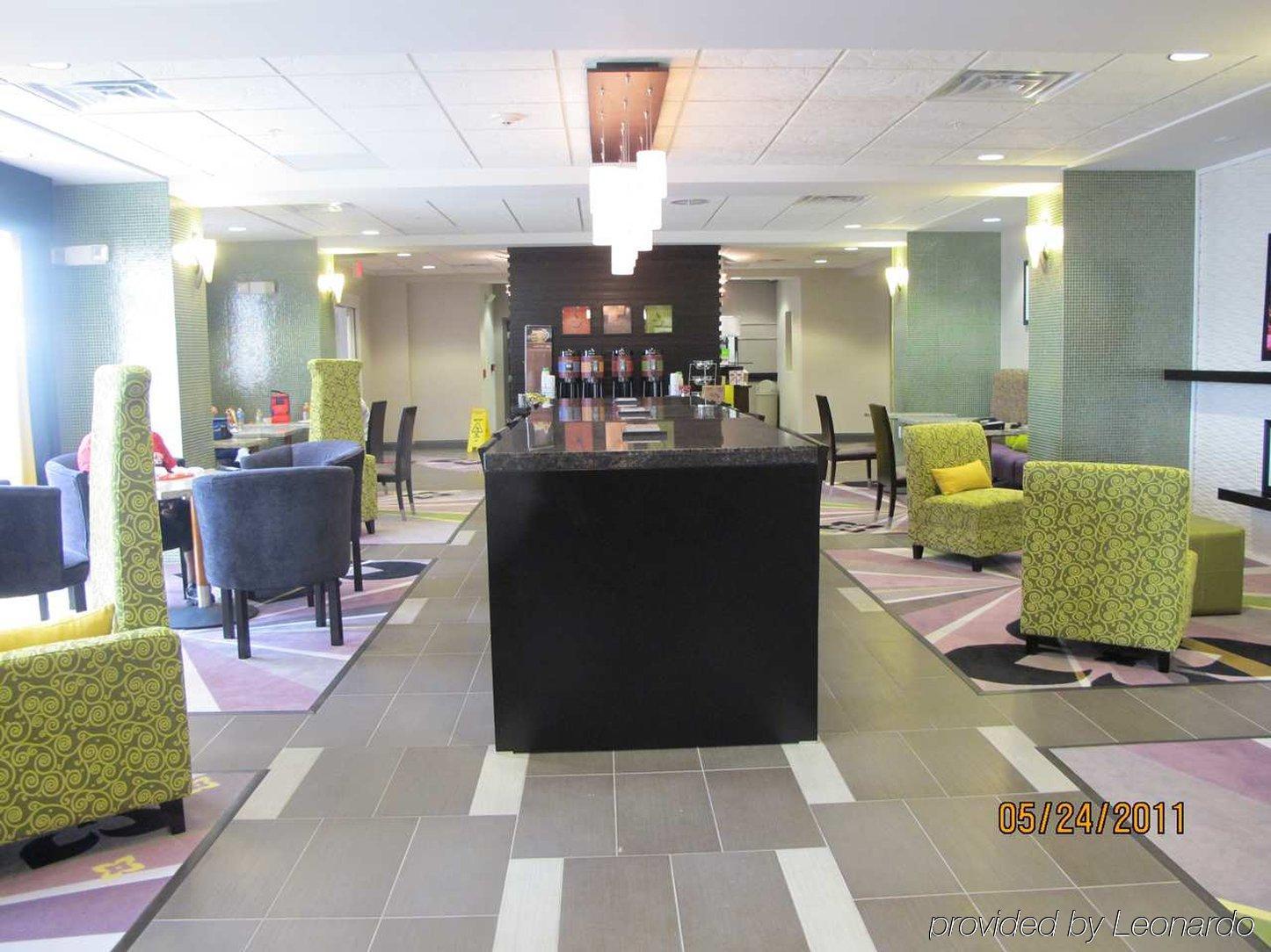 Hampton Inn By Hilton Leesville Fort Johnson Ristorante foto